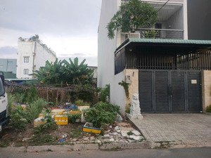 cần bán lô đất 5x32m (160m2 full thổ) mặt tiền hẻm 700 ql13, cách vạn phúc 800m, giá 11.2 tỷ tl