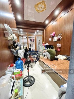 nhà đẹp lương ngọc quyến ô tô đỗ cửa trung tâm gần nguyễn trãi chỉ 8,85 tỷ