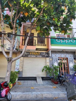 hàng hiếm bán gấp nhà mặt tiền đường vành đai - phường 10 - q6...
