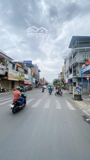 hẻm nhựa 8m như mặt tiền-lô góc xây full diện tích 60 m2 .cho thuê nguyên căn lên đến gần 50 triệu