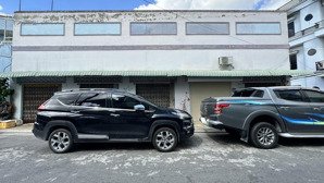 bán nền góc 2 mt lộ 8m kdc 148,có 5 phòng trọ đang thu nhập 11 triệu/ tháng