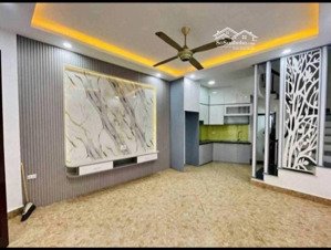 siêu hiếm, hồ tùng mậu, nhà dt32m2, 5 tầng, 4 pn, ngõ thông, giá chỉ 6.2tỷ, lh e thủy 