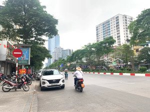 nhà mới kinh koong, văn cao-ba đình, 5t thang máy, 2 thoáng sát phố, sổ nở hậu, 45m, 5t, 15,8 tỷ