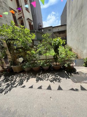 bán đất đồng mai, hơn 200m2. tiện ích xung quanh, đường ô tô. nhỉnh 7 tỷ