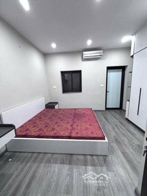 an dương thang máy xịn một nhà ra phố ,ô tô đậu cửa 45m, 6t, 8 ngủ , 15 tỷ