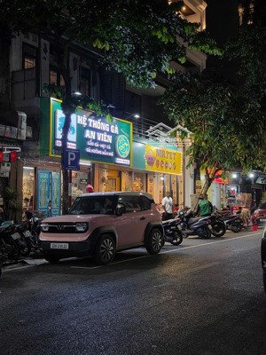 bán nhà mặt phố bát đàn - hoàn kiếm - diện tích 65 m2 - 2 tầng - mặt tiền 4.6 m - giá 64 tỷ