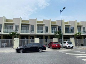 cho thuê nhà thương mại phú mỹ 3phòng ngủ ngay siêu thị aeon ở & mở văn phòng