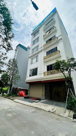 Cô Oanh bán nhà riêng Tân Mai, 6 tầng, thang máy, ô tô, 47m, giá 7.65 tỷ TL 0886962299