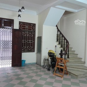 cho thuê nhà riêng tại đào tấn, 9 triệu, 35 m2, 2pn, 2wc, 3 tầng, ba đình, hà nội