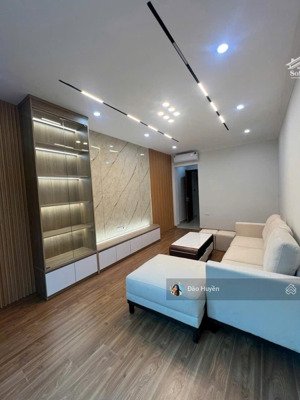 bán nhà căn góc 2 mặt thoáng cuối đương lê lợi ngã 5 hà trì giá chỉ hơn 5tỷ