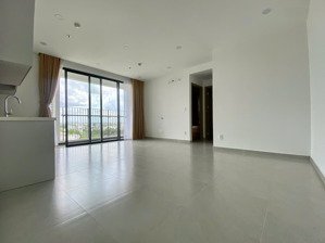 cho thuê 3pn + 3wc=100m2 tầng cao, góc, view sông, landmark 81, 8 triệu/th