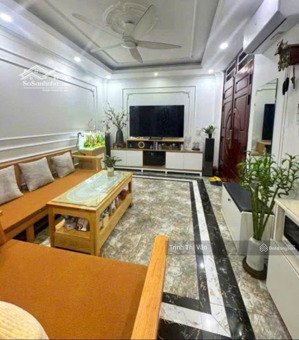 bán nhà hoàng quốc việt 30m2 x 5 tầng phân lô - ô tô đỗ cửa- giá 7.2 tỷ. 