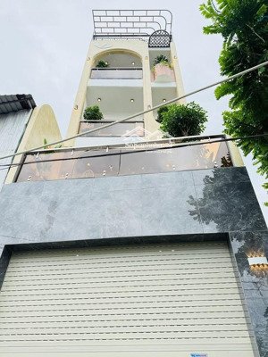 trả nợ cho con bán gấp nhà riêng nam hoà, phước long a, q9 68m2. hẻm xe hơi tiện lợi. giá chỉ 2,2tỷ