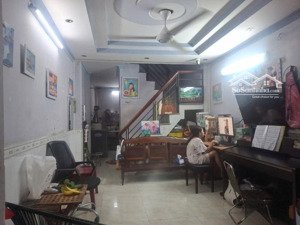 sổ riêng, nhà đúc, 3.2x11m, sổ vuông, không quy hoạch sát phạm văn đồng, linh tây, thủ đức