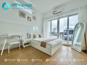 trống studio view ban công chill hết nấc - thiết kế hiện đại