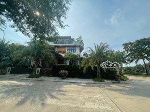 tôi cần tiền bán gấp lô đất nền bt 252,38m2, khu jamona home resort, làm việc khách thiện chí