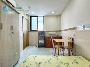 chỉ 4tr full nội thất ở nơ trang long. đặc biệt có thang máy