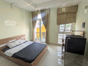 phòng trọ ban công thoáng mát nguyễn hữu cảnh gần landmark 81 sát q1