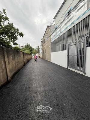 bán nhà 1 lầu 1 trệt, phường bửu hoà, giá 1tỷ450tr thương lượng