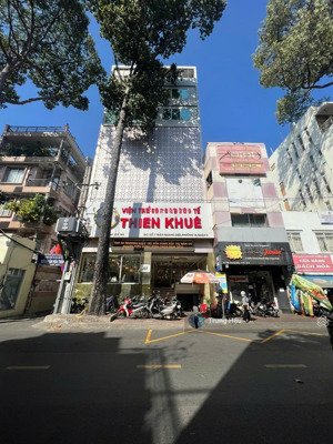 bán toà building mt trần quang diệu quận 3 - dt 10 x 15m - hầm - 8 tầng - hđt 300 triệu - giá 60 tỷ