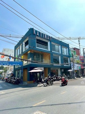 chia tài sản - góc 2 mt phan huy ích, q.tân bình - dt: 8x25m - 2 tầng - hđt: 170 triệu - giá: 35 tỷ