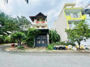 bán đất kdc nam long - sổ cá nhân. cạnh d3 đối diện công viên. 112m2(5x22.4m) cách global 300m