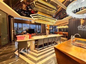 siêu phẩm đống đa hơn 100m2 mặt tiền 7m ô tô tránh giá chỉ hơn 30 tỷ