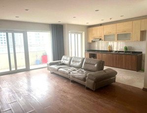 cho thuê chung cư hapulico complex số 1 nguyễn huy tưởng 150 m2, 3 phòng ngủ 2 vs giá rất rẻ.