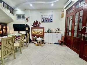 lõi ba đình - dân xây - vị trí đặc địa - ngõ kinh doanh sầm uất - 10m ra ô tô tránh