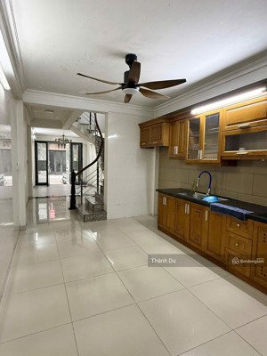 cho thuê nhà nguyên căn 5 tầng, đường ô tô tránh, ngọc thụy, gần trường pháp