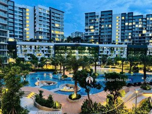 rồ hàng f0 - c5 view hồ bơi 3pn thiết kế 2 ban công - giá 9tỷ6 (1025)