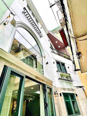 nhà đẹp hoàng hoa thám - phường 4, phú nhuận hxh - 3pn lớn - giá tốt chỉ 7.38 tỷ