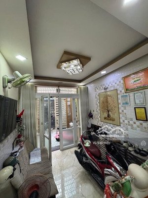 bán nhà 4 lầu 4pn 3.2x11 cư xá phú lâm a, quận 6 chỉ 4.5 tỷ thương lượng