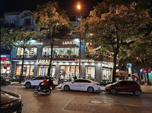 siêu hiếm! cho thuê nhà mặt phố trung hòa, cầu giấy lô góc rộng 30m, với diện tích: 200m2/sàn