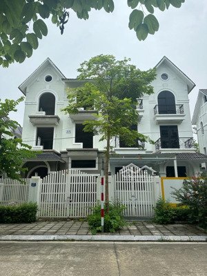 biệt thự song lập giá rẻ kinh doanh văn phòng hoặc ở víp, dương nội hà đông.