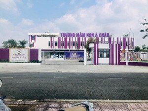 siêu phẩm mới! lô góc 2 mt ngay kdc d2d dt:105m2 giá chỉ nhỉnh 2tỷ-sát chợ lộc an, ngay đường dt769