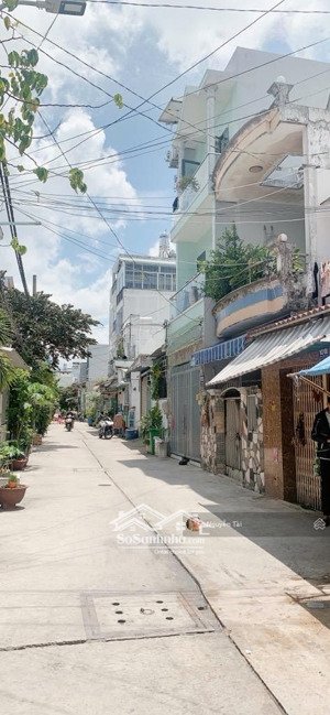 hot, bán gấp nhà riêng chiến lược, btân, 48m2, 3 tầng đúc mới đẹp, hẻm 8m xe hơi tránh, nhỉnh 4 tỷ