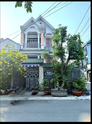 bán biệt thự 150m2, 2 mặt tiền đường lớn nguyễn thị thơi, hiệp thành, quận 12