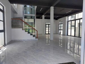 cho thuê biệt thự đơn lập vinhomes ocean park khu vin 1. vị trí kinh doanh