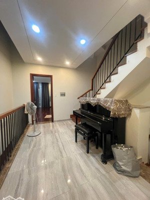 bán nhà hxh - sát đại học hutech, hồng bàng - ngã 4 hàng xanh - bạch đằng - bình thạnh