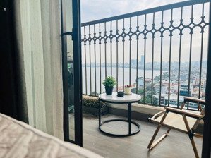 bán toà nhà mặt phố tại lạc long quân, 45 tỷ, 63m2, mặt phố 6m, view trọn hồ tây