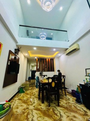 bán nhà mặt tiền quận 11 phú thọ 66m2 đúc 6 tầng btct 7pn dòng tiền lên đến 50tr/tháng chỉ 10 tỷ tl