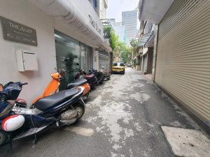 chính chủ bán nhà hồ đắc di quận đống đa 106m2 mt6.7m 4tầng-ô tô tránh dừng đỗ,ở hoặc kinh doanh