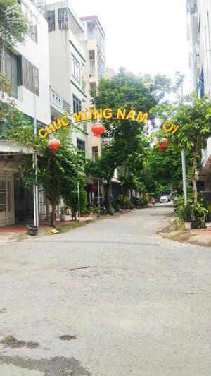Bán nhà Mậu Lương, 5 tầng dân xây, 55m2 vị trí đẹp, ô tô đậu tránh thoải mái, giá chỉ 13 tỷ LH 0942.193.386