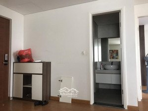 cần cho thuê căn hộ 108m thiết kế 3p ngủ, 02 vệ sinh, full đồ nội thất, giao nhà ngay