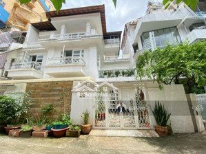 nhà hẽm vip nguyễn văn trỗi, phú nhận. dt: 25x26m (400m2), 3 tầng - bán gấp 95 tỷ tl