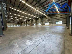 xưởng 2400m2 cho thuê giá 275tr, kcn nhơn trạch đồng nai