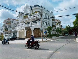 biệt thự góc cao cấp khu tên lửa hạ chào 2 tỷ giá mới 43 tỷ 10x22m - 4 tầng