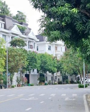 bán biệt thự đẹp tại lideco, 29,5 tỷ, 211m2, 5pn + 6wc, nhiều tiện ích