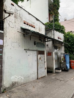 bán nhà đường lê thúc hoạch 8x20m cấp 4 giá 15 tỷ đang cho thuê kinh doanh phòng trọ